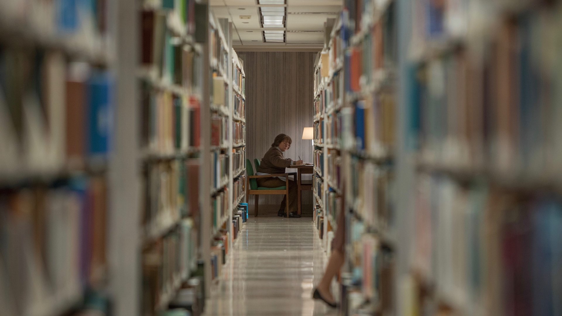 Cinematic background from Can You Ever Forgive Me? 2018 - When a bestselling celebrity biographer is no longer able to get published because she has fallen out of step with current tastes, she turns her art form to deception.