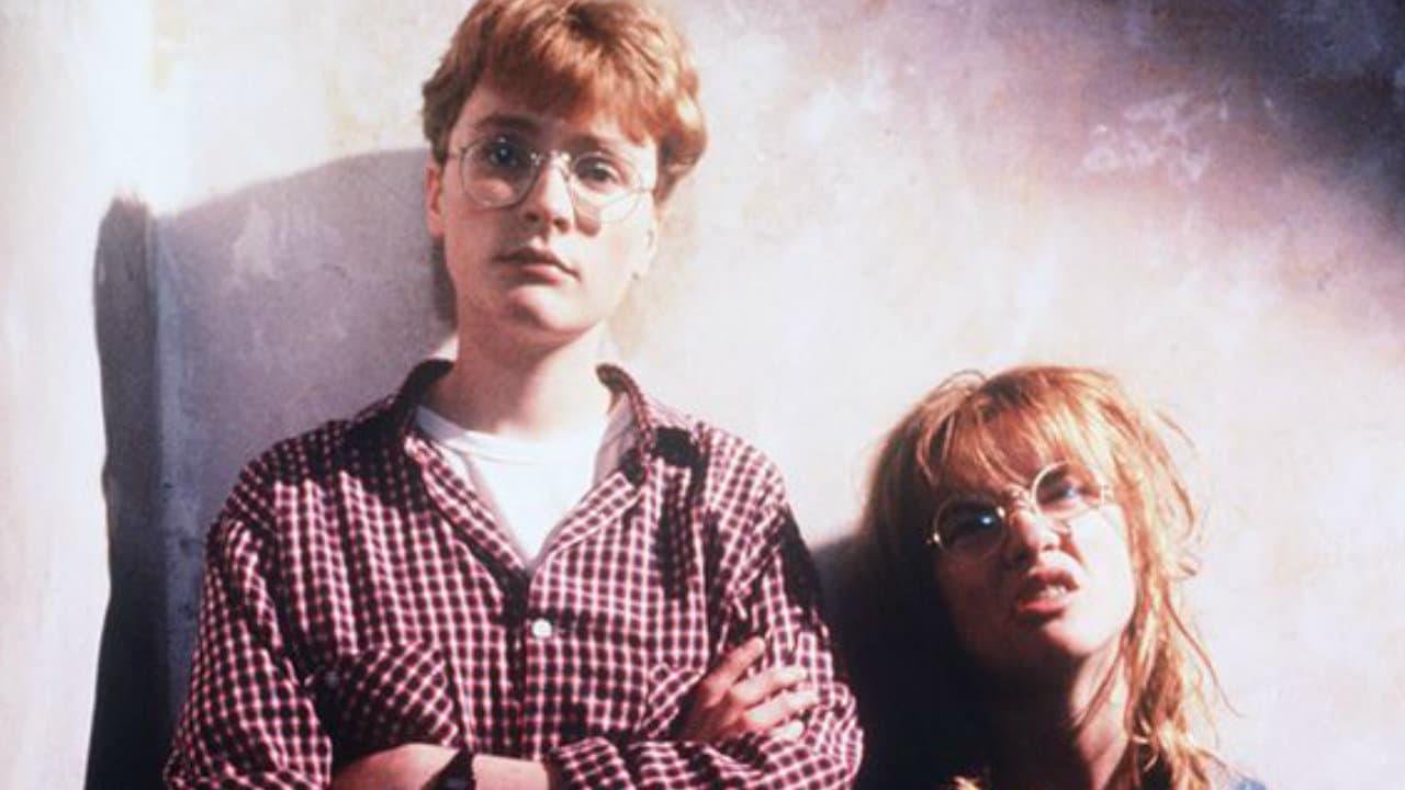 Cinematic background from Life Is Sweet 1990 - Just north of London live Wendy, Andy, and their twenty-something twins, Natalie and Nicola. Wendy clerks in a shop, Andy is a cook who forever puts off home remodeling projects, Natalie is a plumber and Nicola is jobless. This film is about how they interact and play out family, conflict and love.