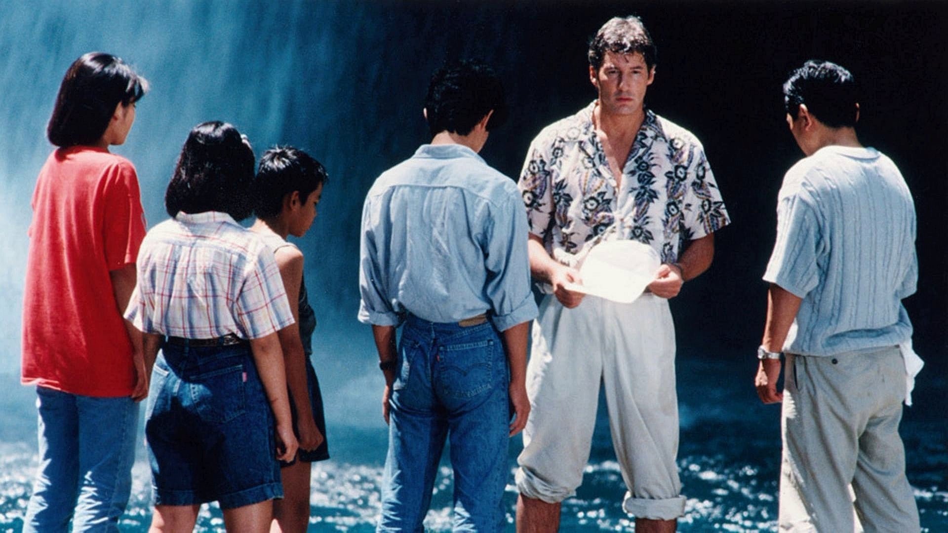 Cinematic background from Rhapsody in August 1991 - The story centers on an elderly hibakusha, whose husband was one of 80,000 human beings killed in the 1945 atomic bombing of Nagasaki, caring for her four grandchildren over the summer. She learns of a long-lost brother, Suzujiro, living in Hawaii who wants her to visit him before he dies.