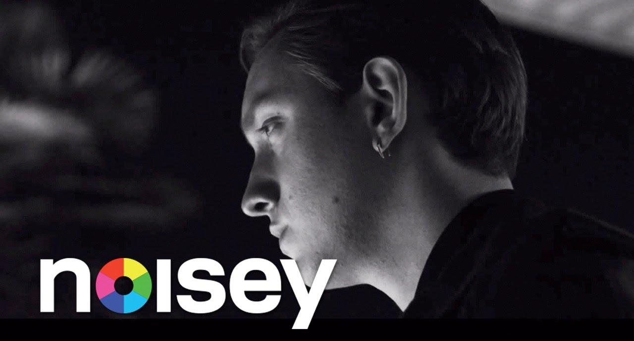 Cinematic background from The xx - Fiction 2013 - null