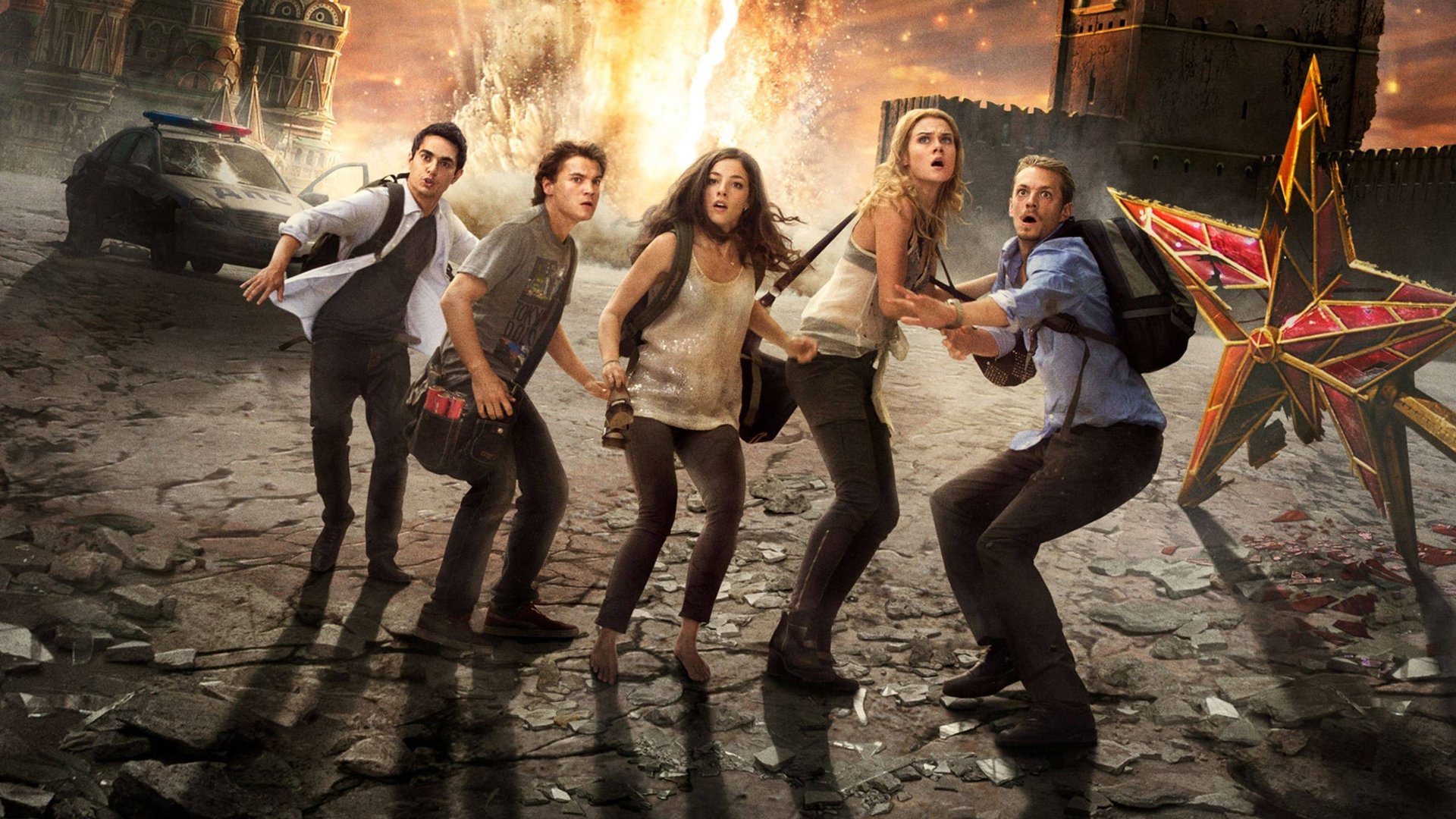 Cinematic background from The Darkest Hour 2011 - In Moscow, five young people lead the charge against an alien race which has attacked Earth via our power supply.