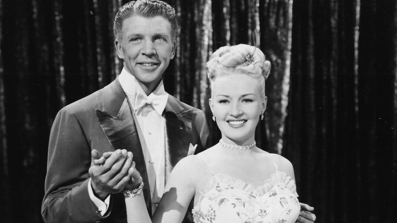 Cinematic background from Mother Wore Tights 1947 - In this chronicle of a vaudeville family, Myrtle McKinley (class of 1900) goes to San Francisco to attend business school, but ends up in a chorus line. Soon, star Frank Burt notices her talent, hires her for a "two-act", then marries her. Incidents of the marriage and the growing pains of eldest daughter Miriam are followed, interspersed with nostalgic musical numbers.