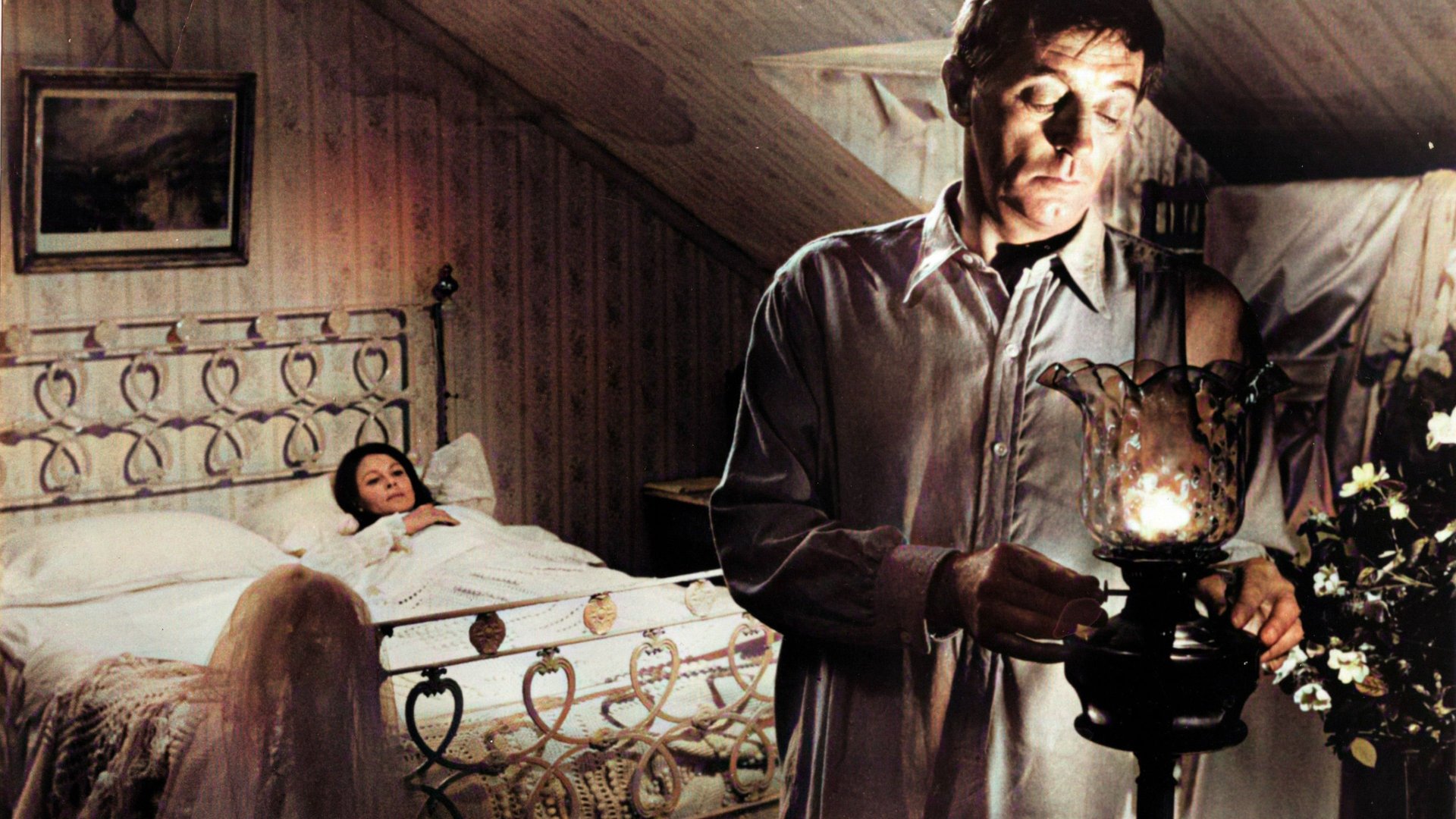 Cinematic background from Ryan's Daughter 1970 - An Irish lass is branded a traitor when she falls for a British soldier.