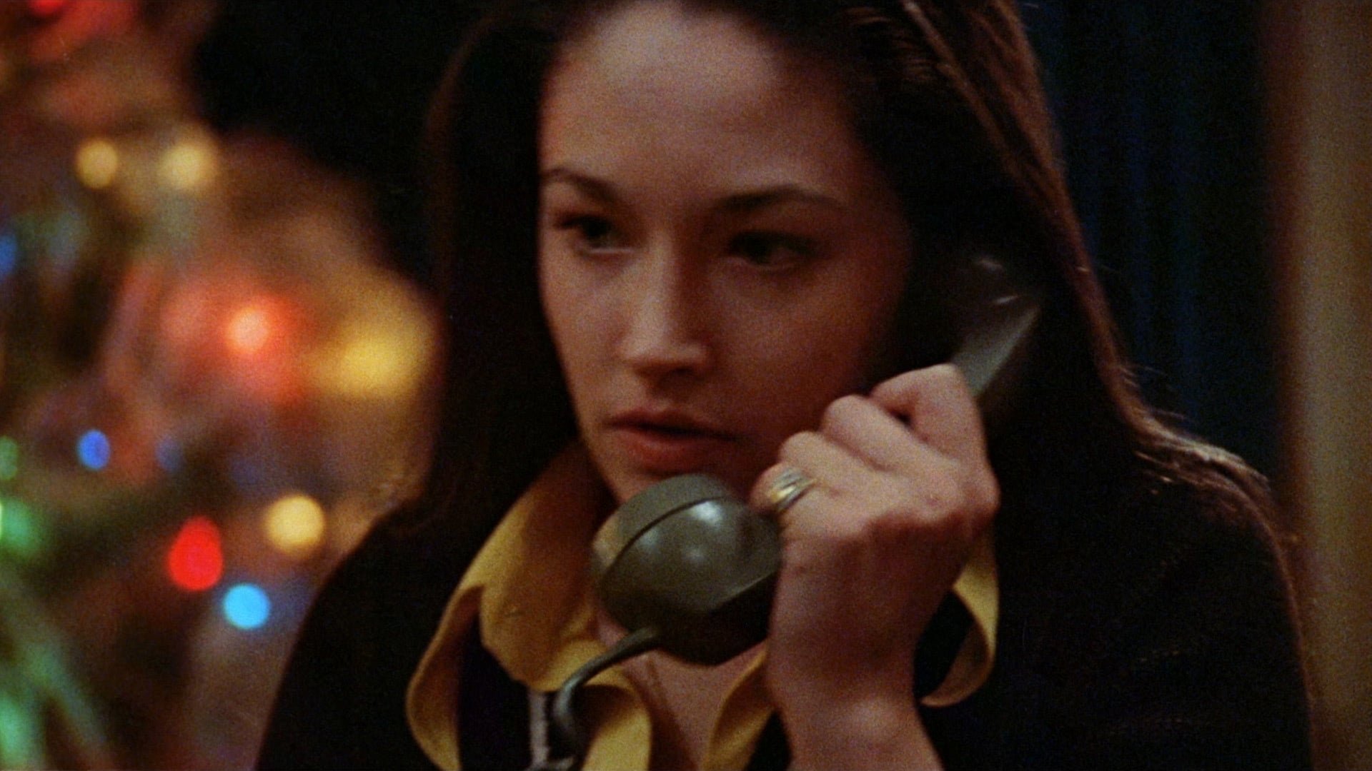 Cinematic background from Black Christmas 1974 - During their Christmas break, a group of sorority girls are stalked by a stranger who leaves them threatening phone calls.