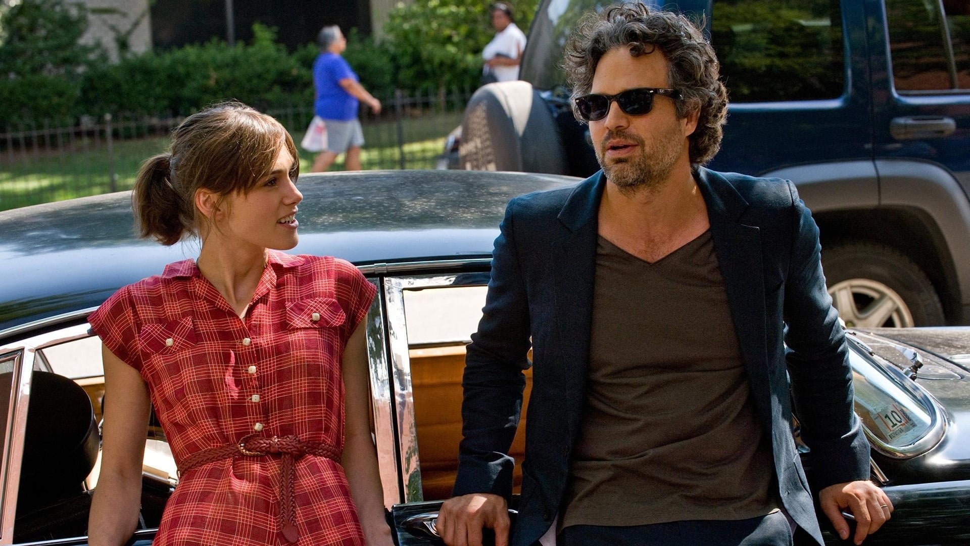 Cinematic background from Begin Again 2013 - Gretta, a budding songwriter, finds herself alone after her boyfriend Dave ditches her. Her life gains purpose when Dan, a record label executive, notices her talent.
