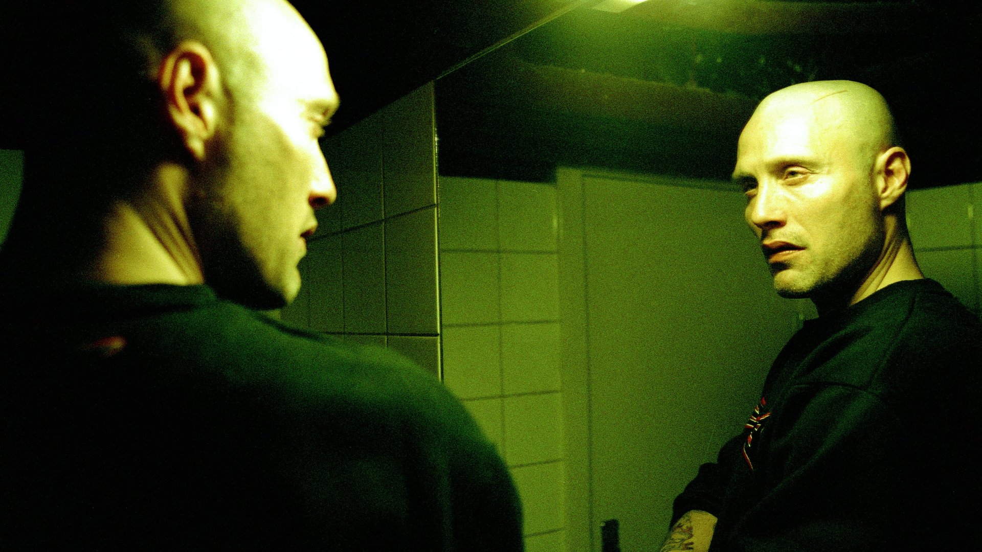 Cinematic background from Pusher II 2004 - Tonny is released from prison - again. This time he has his mind set on changing his broken down life, but that is easier said than done.