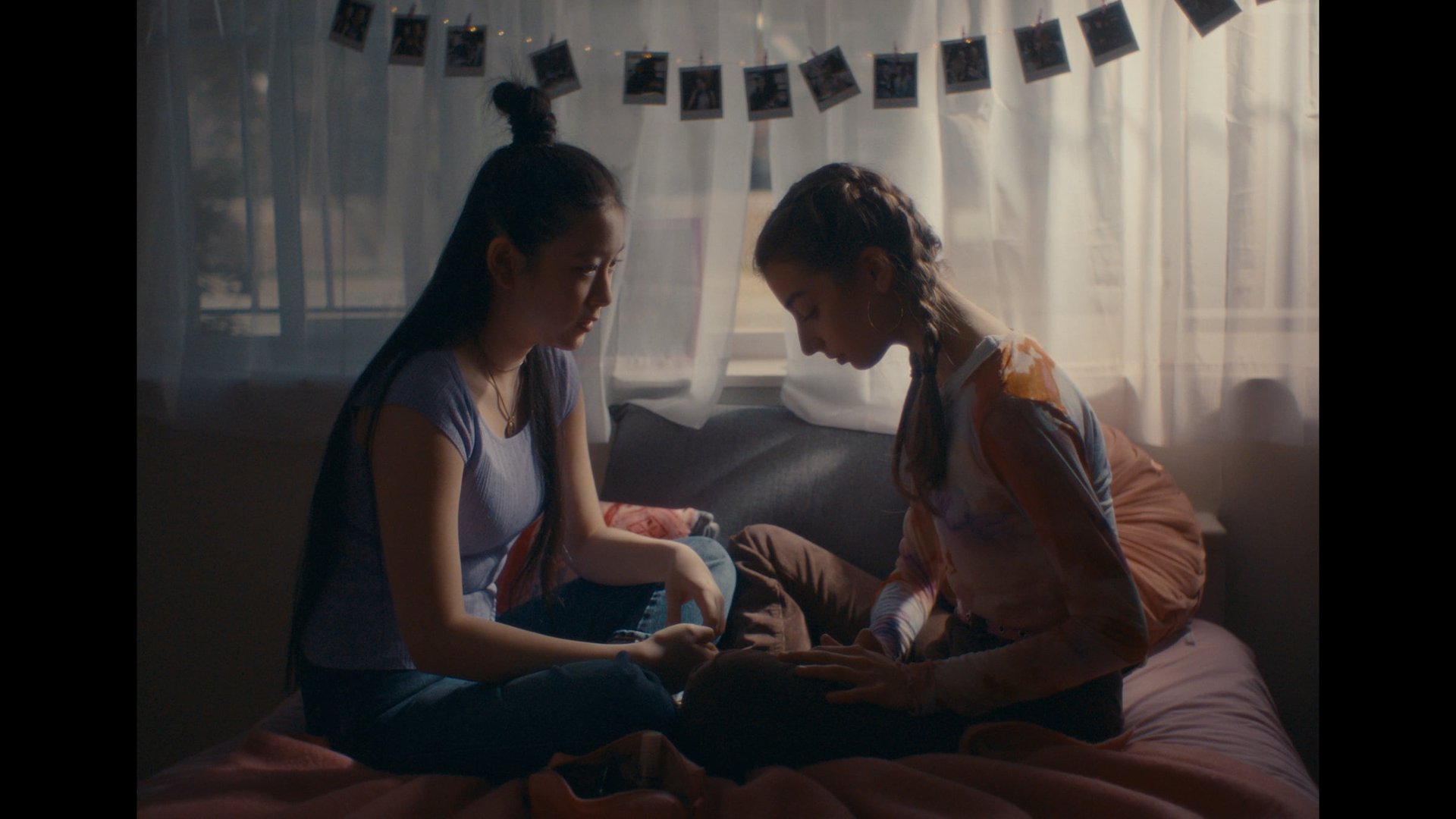 Cinematic background from Breagh Isabel - Girlfriends 2021 - null