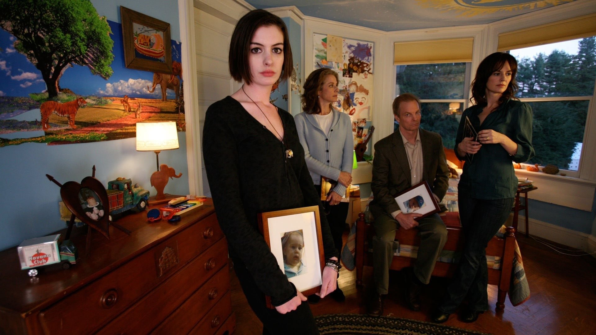 Cinematic background from Rachel Getting Married 2008 - A young woman who has been in and out from rehab for the past 10 years returns home for the weekend for her sister's wedding.