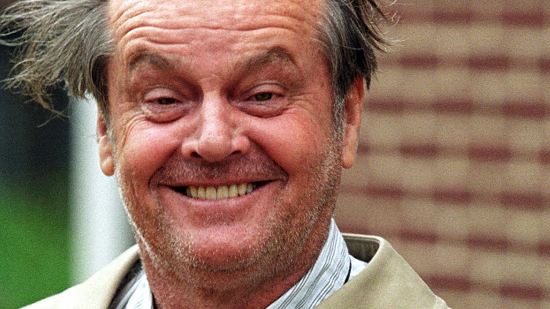 Cinematic background from About Schmidt 2002 - A recently retired man embarks on a journey to his estranged daughter's wedding, only to discover more about himself and life than he ever expected.