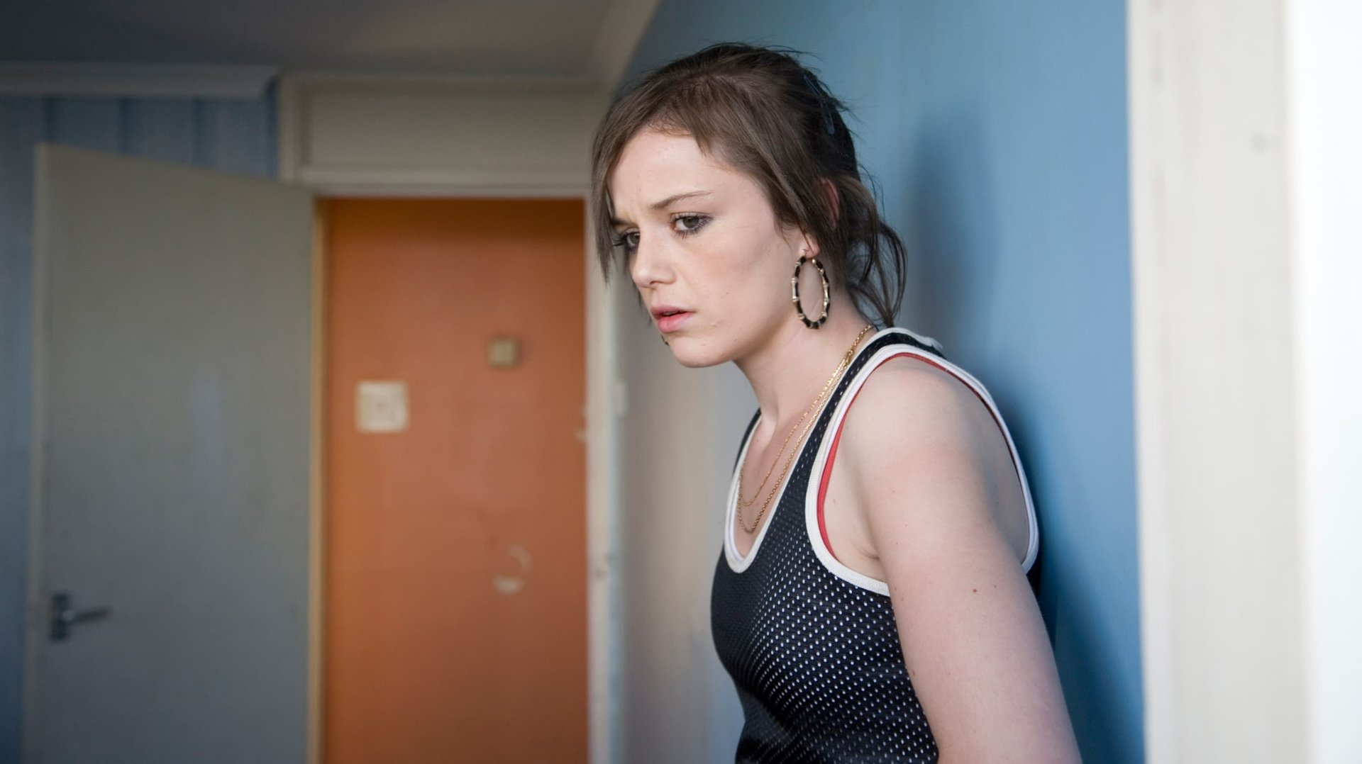 Cinematic background from Fish Tank 2009 - Mia is a rebellious teenager on the verge of being kicked out of school. Her hard-partying mother, Joanne, neglects Mia's welfare in favor of her own, and her younger sister hangs out with a much older crowd. Sparks fly between Mia and Connor, Joanne's new boyfriend, and he encourages Mia to pursue her interest in dance. As the boundaries of the relationships become blurred, Mia and Joanne compete for Connor's affection.