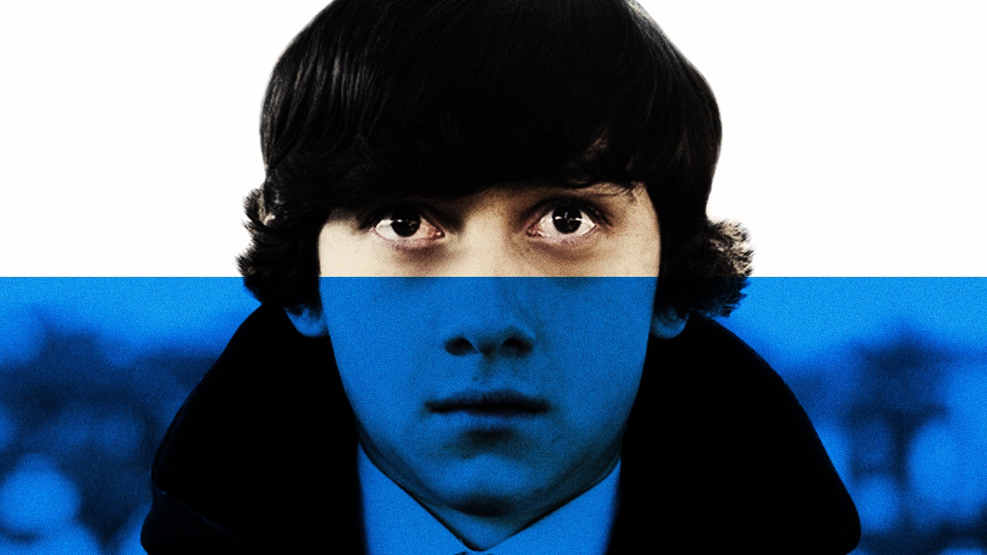 Cinematic background from Submarine 2010 - 15-year-old deep-thinking Welsh schoolboy Oliver Tate struggles to initiate and maintain a relationship with Jordana, his devilish, dark-haired classmate at their Swansea high school. As his parents' marriage begins to fall apart, similar problems arise in his relationship with Jordana.