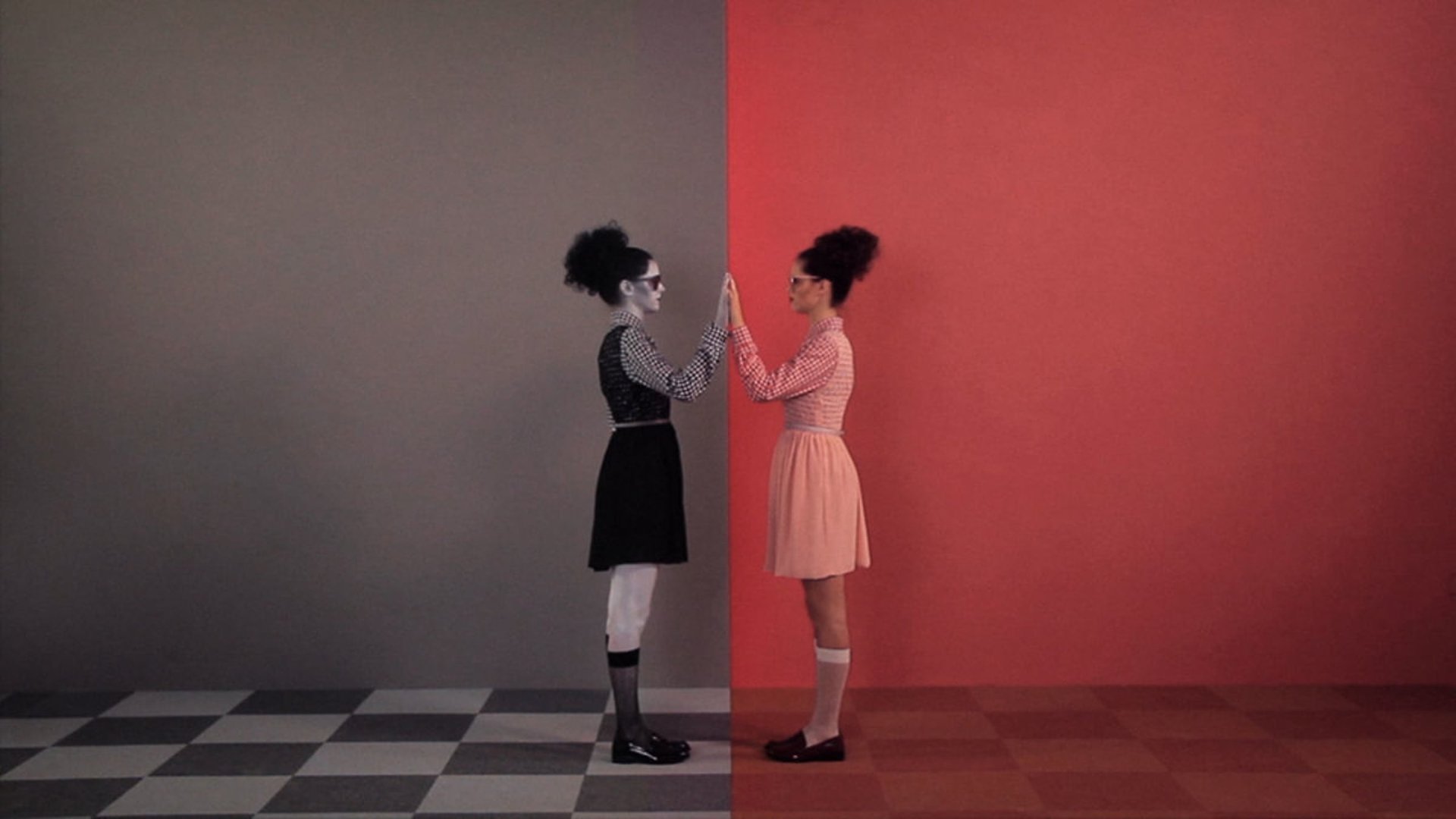 Cinematic background from Dels - Trumpalump 2010 - null