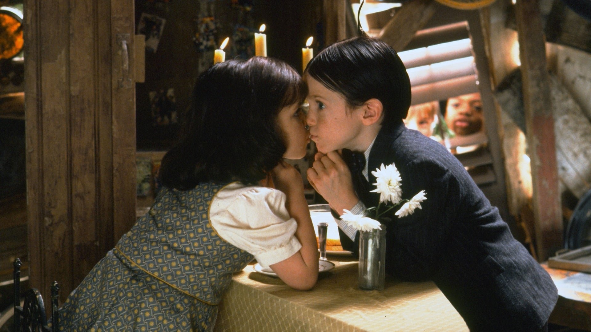 Cinematic background from The Little Rascals 1994 - When nine-year-old Alfalfa falls for Darla, his "He-Man-Woman-Hating" friends attempt to sabotage their relationship.