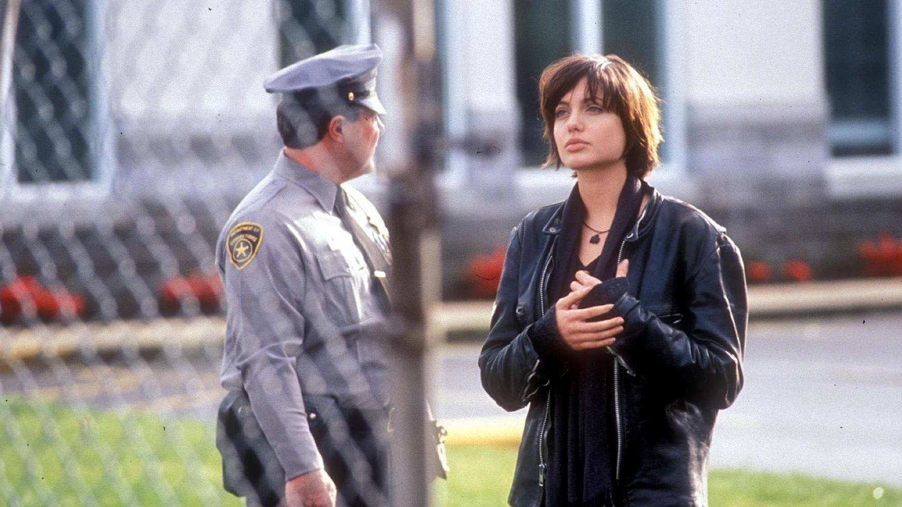 Cinematic background from Foxfire 1996 - The story of five teenage girls who form an unlikely bond after beating up a teacher who has sexually harassed them. They build a solid friendship but their wild ways begin to get out of control.