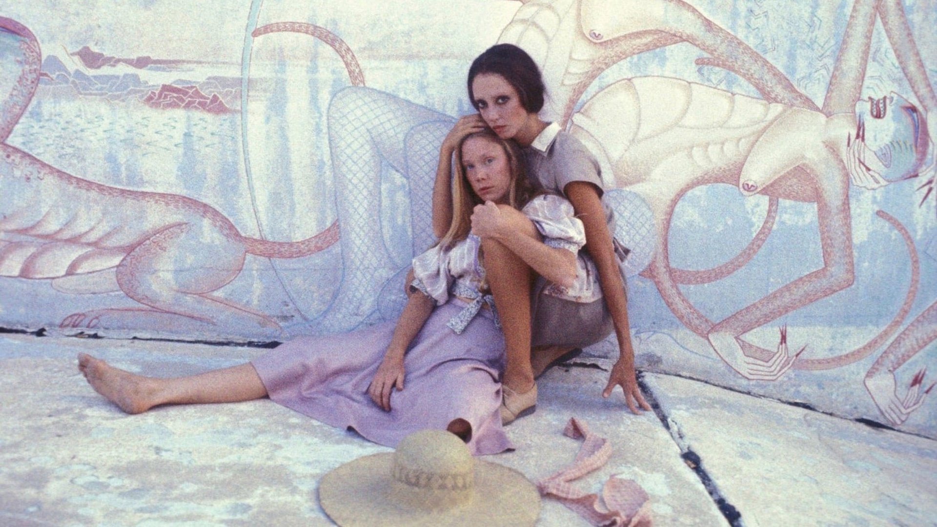 Cinematic background from 3 Women 1977 - Two co-workers, one a vain woman and the other an awkward teenager, share an increasingly bizarre relationship after becoming roommates.