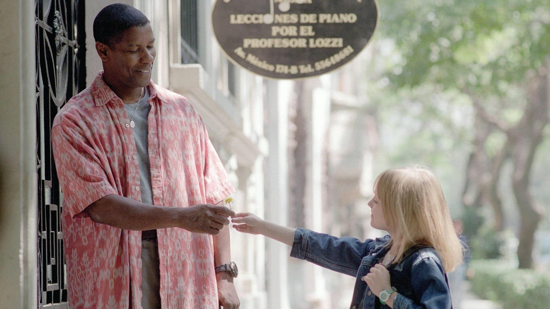 Cinematic background from Man on Fire 2004 - Jaded ex-CIA operative John Creasy reluctantly accepts a job as the bodyguard for a 10-year-old girl in Mexico City. They clash at first, but eventually bond, and when she's kidnapped he's consumed by fury and will stop at nothing to save her life.