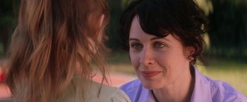 Movie still from “He's Just Not That Into You” (2009), directed by Ken Kwapis – A person talking to another person; Close Up shot, Over the shoulder angle