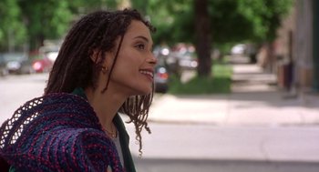 Movie still from “High Fidelity” (2000), directed by Stephen Frears – A person with dreads looking up; Close Up shot, Over the shoulder angle