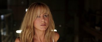 Movie still from “We're the Millers” (2013), directed by Rawson Marshall Thurber – A person with long blonde hair; Close Up shot, Over the shoulder angle