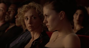 Movie still from “Margaret” (2011), directed by Kenneth Lonergan – Two women sitting next to each other in a room; Close Up shot, Over the shoulder angle