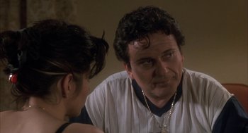 Movie still from “My Cousin Vinny” (1992), directed by Jonathan Lynn – A man and a woman are looking at each other; Close Up shot, Over the shoulder angle
