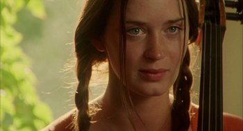 Movie still from “My Summer of Love” (2004), directed by Pawel Pawlikowski – A person with long hair; Close Up shot, Over the shoulder angle