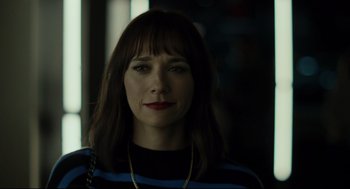Movie still from “On the Rocks” (2020), directed by Sofia Coppola – A person wearing a necklace; Close Up shot, Over the shoulder angle