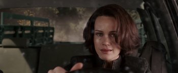 Movie still from “Race to Witch Mountain” (2009), directed by Andy Fickman – A person holding a cell phone; Close Up shot, Over the shoulder angle