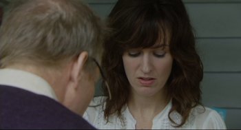 Movie still from “Rachel Getting Married” (2008), directed by Jonathan Demme – A man and a woman talking to each other; Close Up shot, Over the shoulder angle