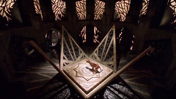 Movie still from “Scooby-Doo” (2002), directed by Raja Gosnell – A room that has a lot of windows in it; Extreme Wide shot, High angle