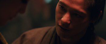 Movie still from “47 Ronin” (2013), directed by Carl Rinsch – Close Up shot, Over the shoulder angle