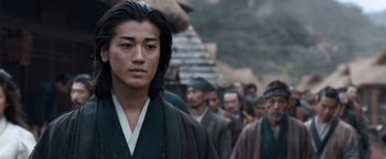 Movie still from “47 Ronin” (2013), directed by Carl Rinsch – Close Up shot, Over the shoulder angle