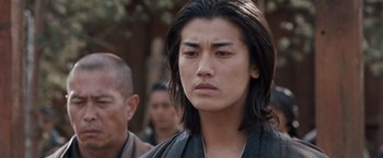 Movie still from “47 Ronin” (2013), directed by Carl Rinsch – Close Up shot, Over the shoulder angle