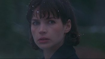 Movie still from “Smilla's Sense of Snow” (1997), directed by Bille August – A person wearing a black shirt; Close Up shot, Low angle