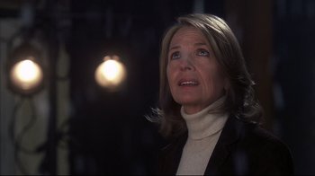 Movie still from “Something's Gotta Give” (2003), directed by Nancy Meyers – A person looking up at the sky; Close Up shot, Low angle