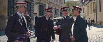 Movie still from “All Quiet on the Western Front” (2022), directed by Edward Berger – Medium shot, Low angle