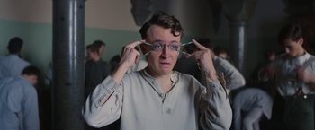 Movie still from “All Quiet on the Western Front” (2022), directed by Edward Berger – Close Up shot, Over the shoulder angle