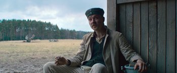 Movie still from “All Quiet on the Western Front” (2022), directed by Edward Berger – Medium shot, Low angle