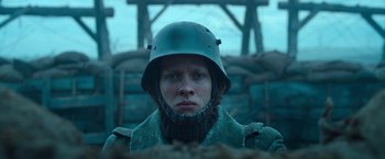 Movie still from “All Quiet on the Western Front” (2022), directed by Edward Berger – Close Up shot, Low angle