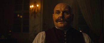 Movie still from “All Quiet on the Western Front” (2022), directed by Edward Berger – Close Up shot, Low angle