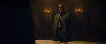 Movie still from “All Quiet on the Western Front” (2022), directed by Edward Berger – Medium shot, Low angle