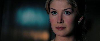 Movie still from “Surrogates” (2009), directed by Jonathan Mostow – A woman's face with blue eyes; Close Up shot, Over the shoulder angle