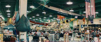 Movie still from “The Girlfriend Experience” (2009), directed by Steven Soderbergh – A store filled with lots and lots of people in it; Extreme Wide shot, High angle