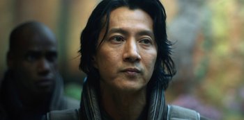 Movie still from “Altered Carbon” (2018), created by Laeta Kalogridis – A person with long black hair; Close Up shot, Low angle