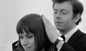 Movie still from “The Knack... and How to Get It” (1965), directed by Richard Lester – A man and a woman are touching each other's hair; Close Up shot, Over the shoulder angle