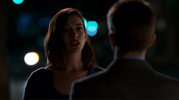 Movie still from “Valentine's Day” (2010), directed by Garry Marshall – A man and a woman are talking in the dark; Close Up shot, Over the shoulder angle