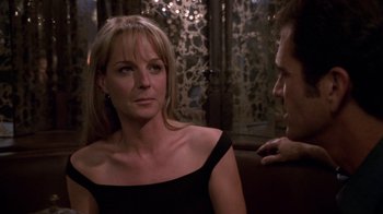 Movie still from “What Women Want” (2000), directed by Nancy Meyers – A man and a woman sitting on a couch talking to each other; Close Up shot, Over the shoulder angle