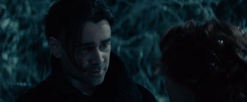 Movie still from “Winter's Tale” (2014), directed by Akiva Goldsman – A person wearing a coat; Close Up shot, Over the shoulder angle