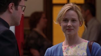 Movie still from “You Can Count on Me” (2000), directed by Kenneth Lonergan – A woman with blonde hair wearing a blue cardigan; Close Up shot, Over the shoulder angle