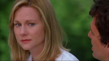 Movie still from “You Can Count on Me” (2000), directed by Kenneth Lonergan – A person with long blonde hair; Close Up shot, Low angle